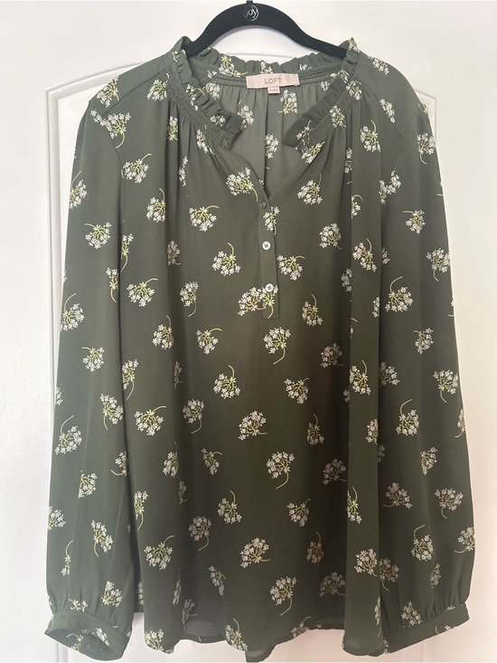 LOFT Tops - LOFT Olive Green Floral Long-Sleeve Blouse